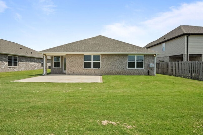 Building Photo - 236 Cherry Laurel Dr