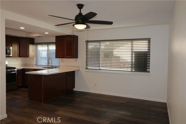 Building Photo - 27521 Glasser Ave