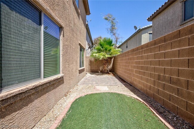 Building Photo - 8984 Salvatore St