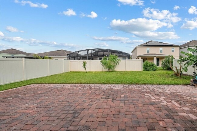 Building Photo - 6041 Town Center Blvd