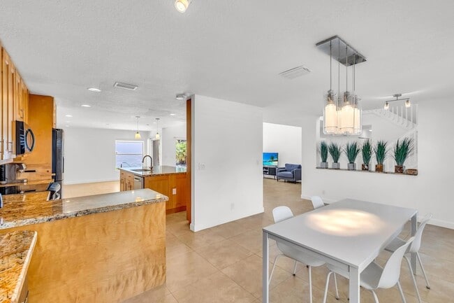 Building Photo - 10694 Wheelhouse Cir