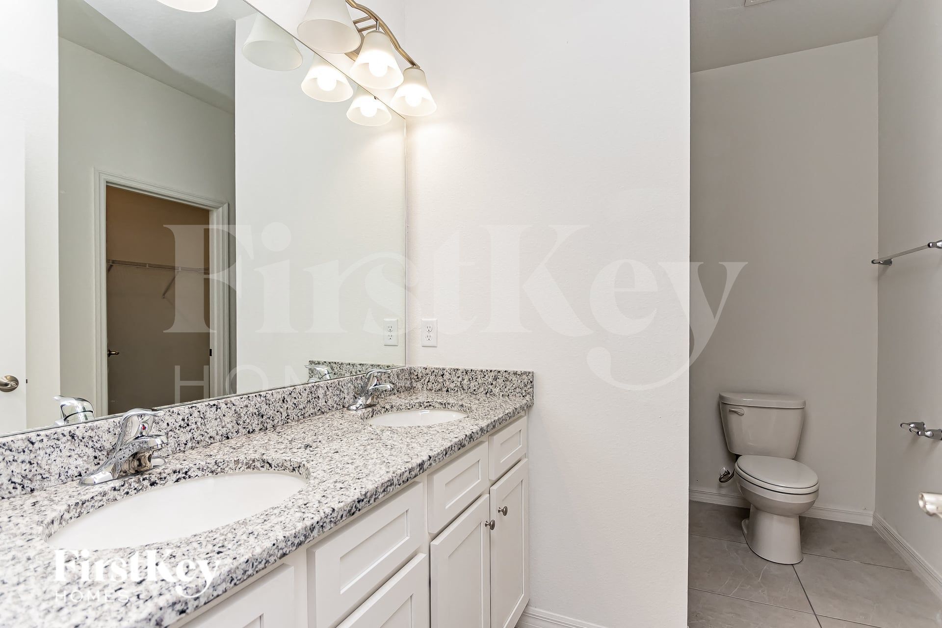 Building Photo - 348 Corbel Ln