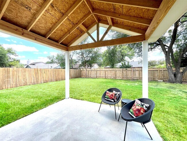 Building Photo - 18635 Andalusian Dr