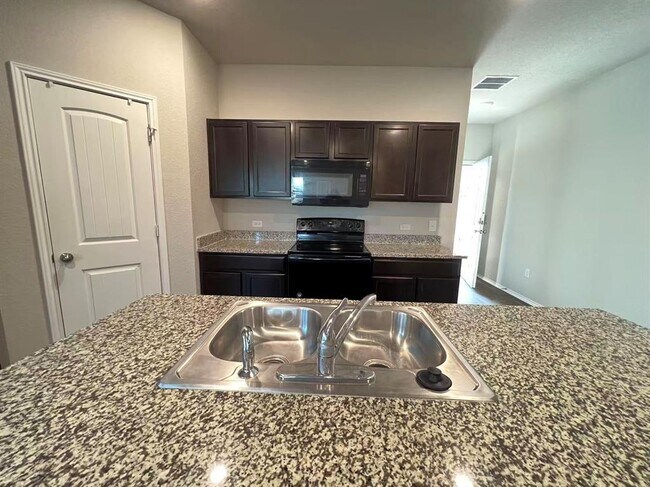 Building Photo - 15112 Siberian Elm Ln