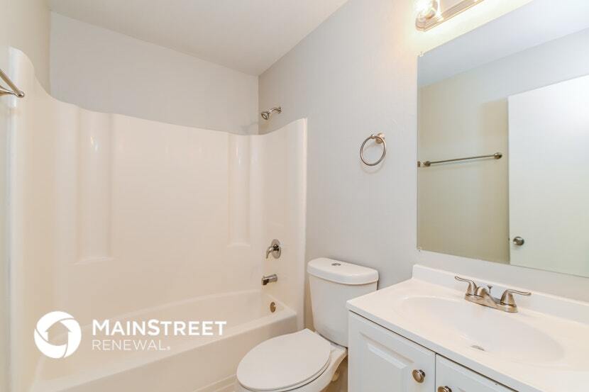 Building Photo - 818 SW 31st St