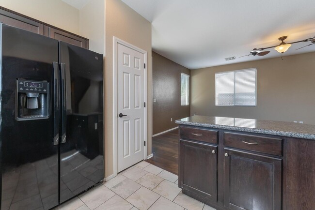 Building Photo - Gated Community  Home