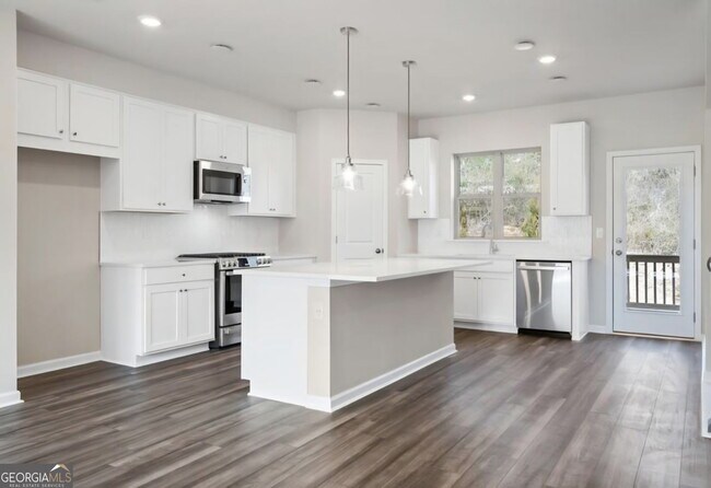 Building Photo - 213 Matson Run SW