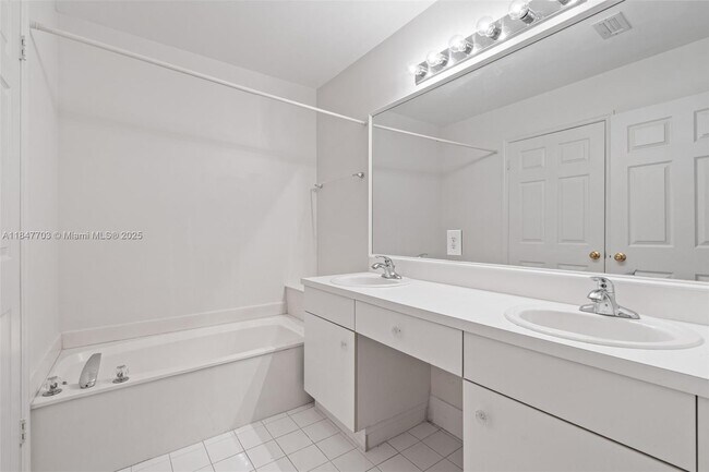 Building Photo - 14202 SW 151st Ct