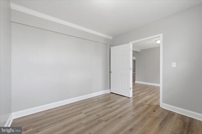 Building Photo - 102 Bramble Ct