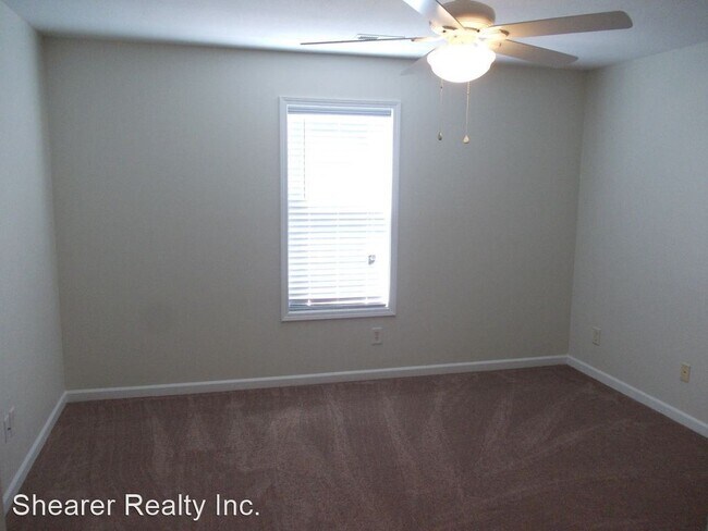 Building Photo - 2 br, 1 bath House - 1067 Triece Lane