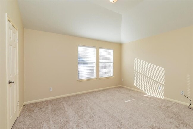 Building Photo - 15807 Sarasam Creek Ct