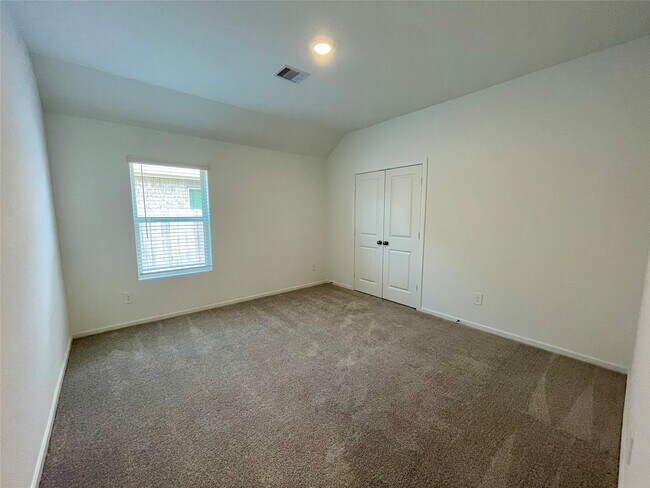 Building Photo - 17202 Coppice Oak Dr