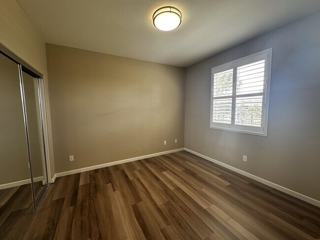 Building Photo - 1344 Paizay Pl