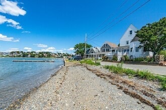 Building Photo - 158 Cadish Ave