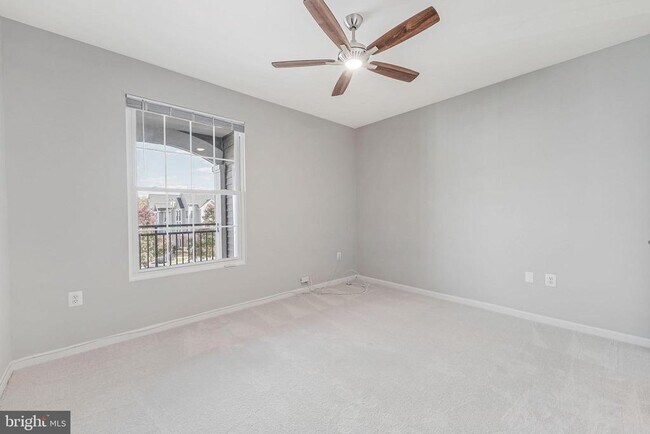 Building Photo - 20451 Chesapeake Square