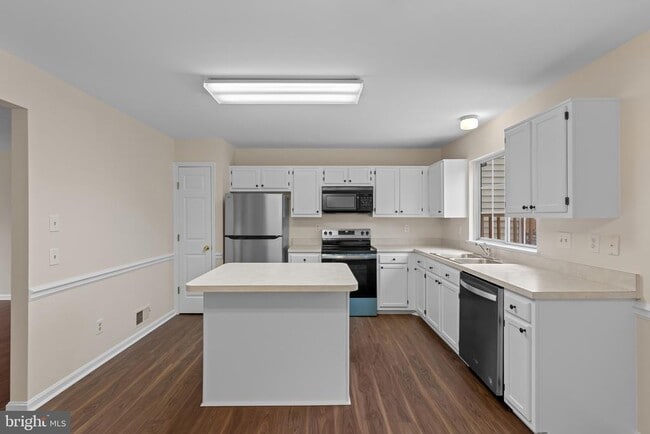 Building Photo - 2978 Mourning Dove Pl