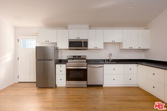 Building Photo - 126 Franklin Ct