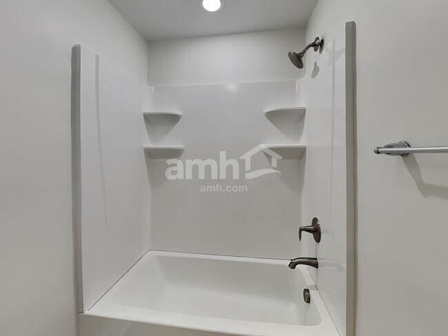 Building Photo - 3471 Shady Cove Ct