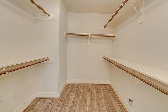 Building Photo - 6302 Torrance Elms Ct