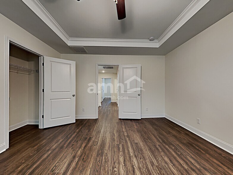 Building Photo - 301 West St