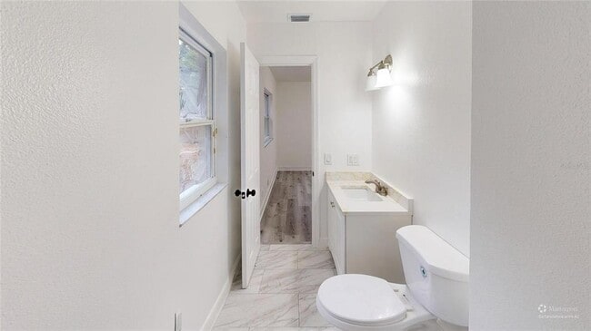 Building Photo - 4421 Gandy Cir