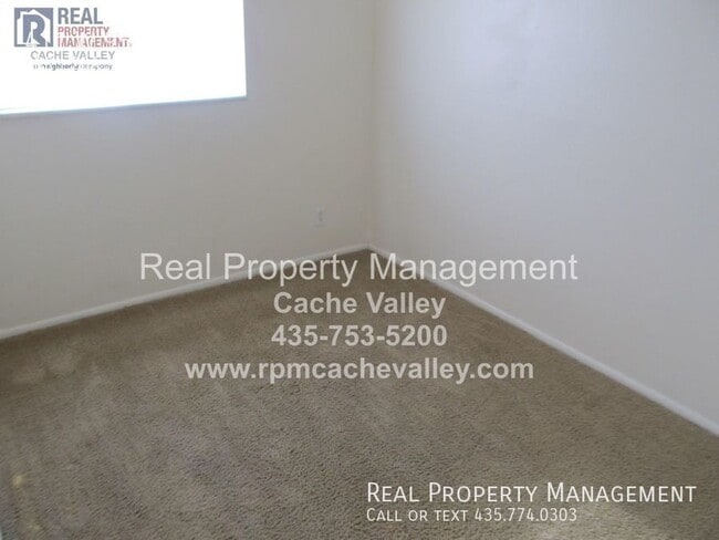 Building Photo - 411 W 950 N