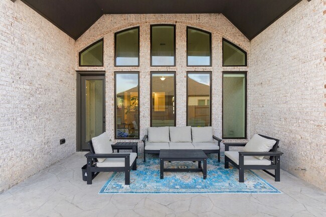 Building Photo - 2215 Crystal Reef Ct