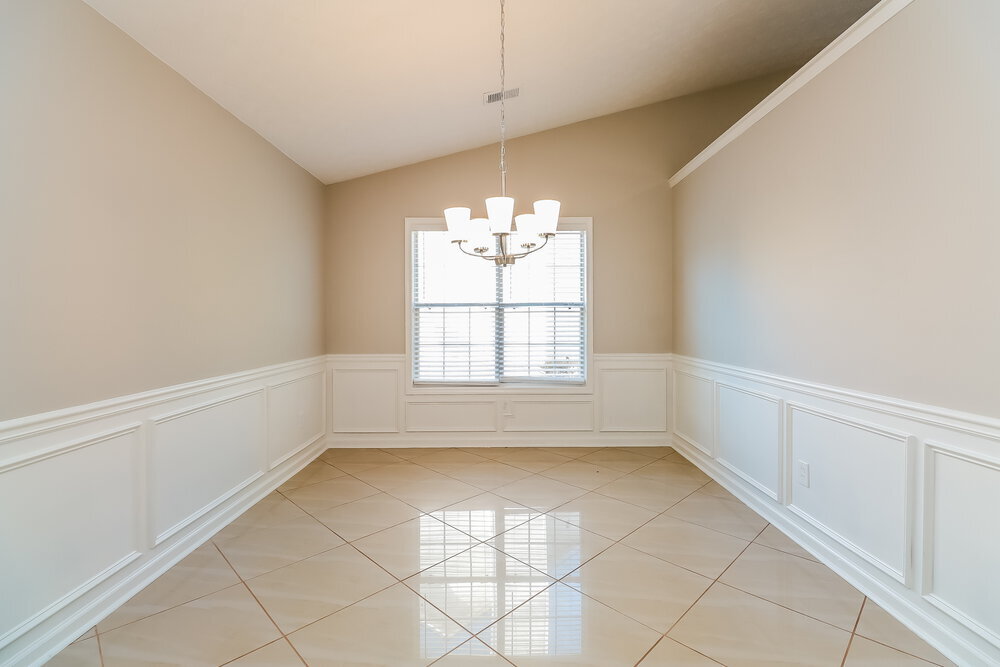 Building Photo - 30 Avonlea Dr