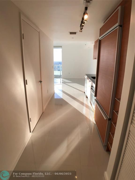 Building Photo - 50 Biscayne Blvd
