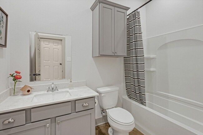 Building Photo - 33455 Buckshot Ln