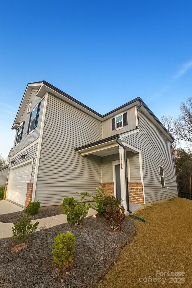 Building Photo - 11028 Wickenden Wy