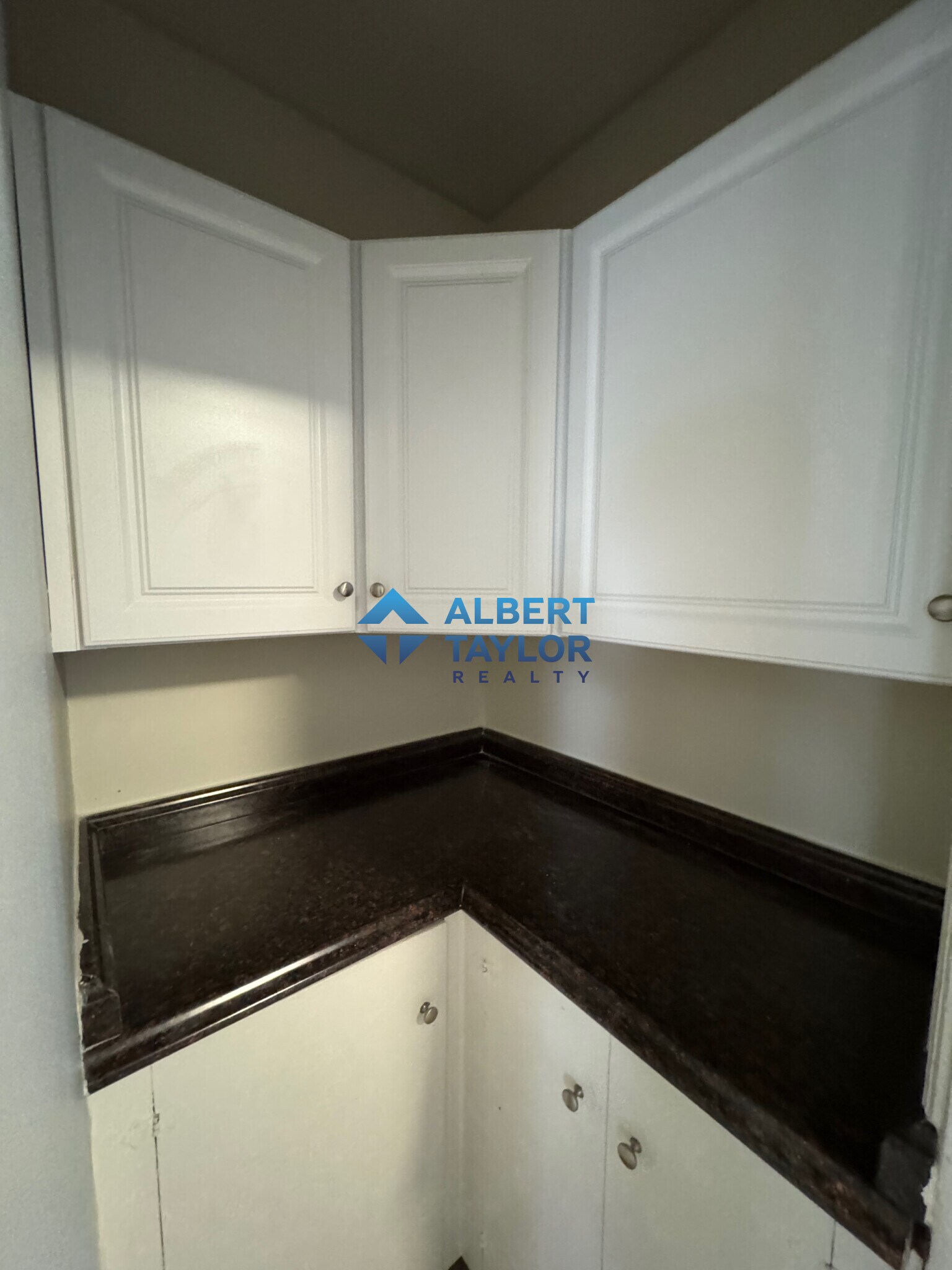 Building Photo - 61 Dana St