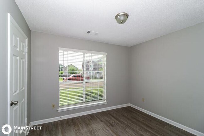 Building Photo - 5336 Timber Ridge Dr, Memphis, TN 38141