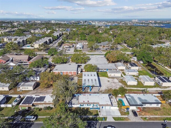 Building Photo - 12252 Eldon Dr