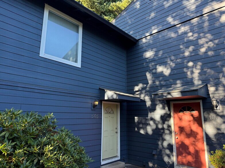 Building Photo - 505 NW 5th Ave