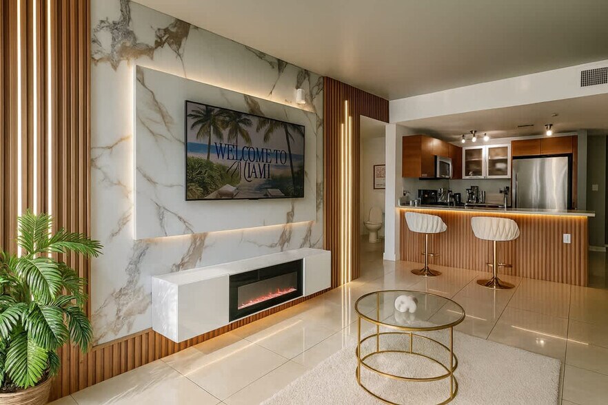 Building Photo - 3250 NE 1st Ave