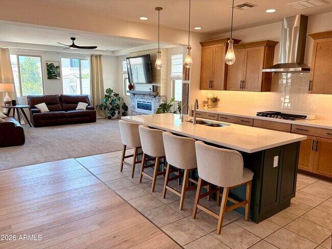 Building Photo - 12862 W Ocotillo Rd