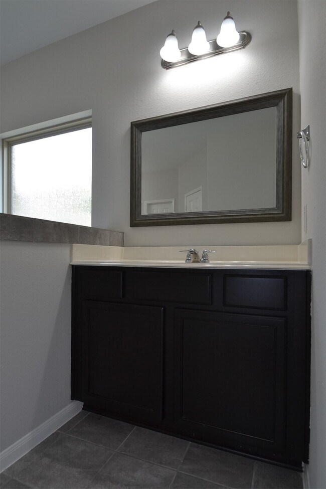 Building Photo - 15122 Glazed Branch Dr