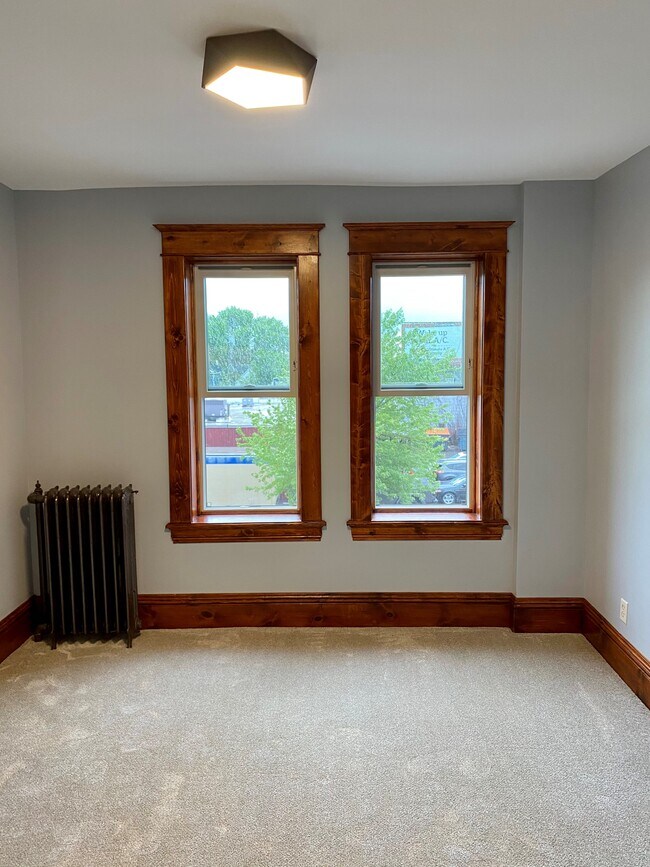 1st Bedroom - 992 Arcade St
