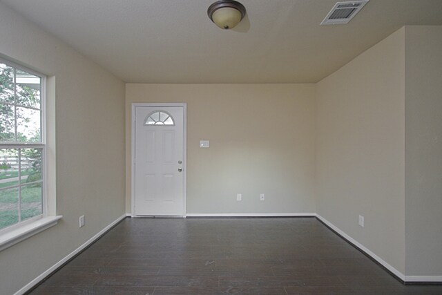 Building Photo - 1001 9th Ave N