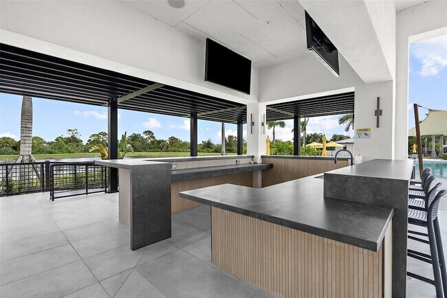 Building Photo - 12450 Somatic Ct