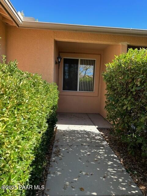 Building Photo - 6101 N Reata Dr