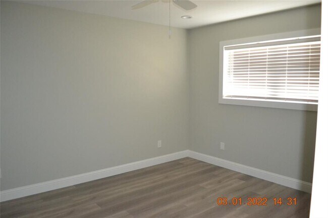 Building Photo - 14923 Perthshire Rd