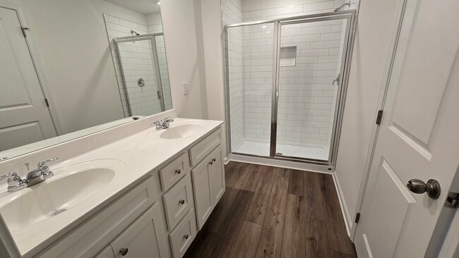 Building Photo - 209 Kenoot Dr