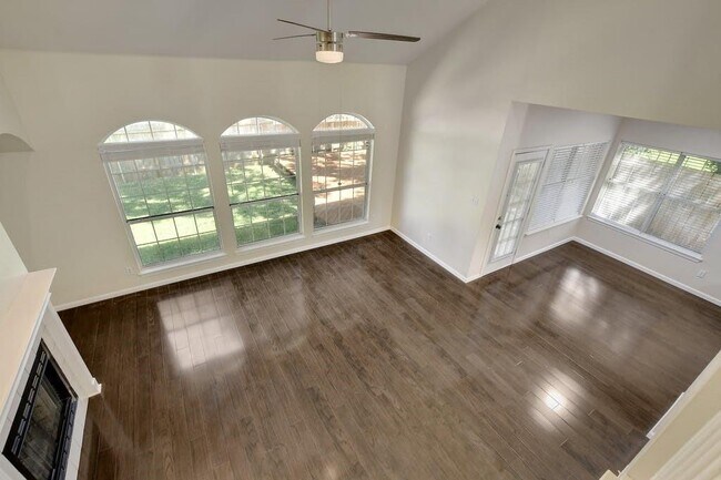 Building Photo - 6512 Walebridge Ln
