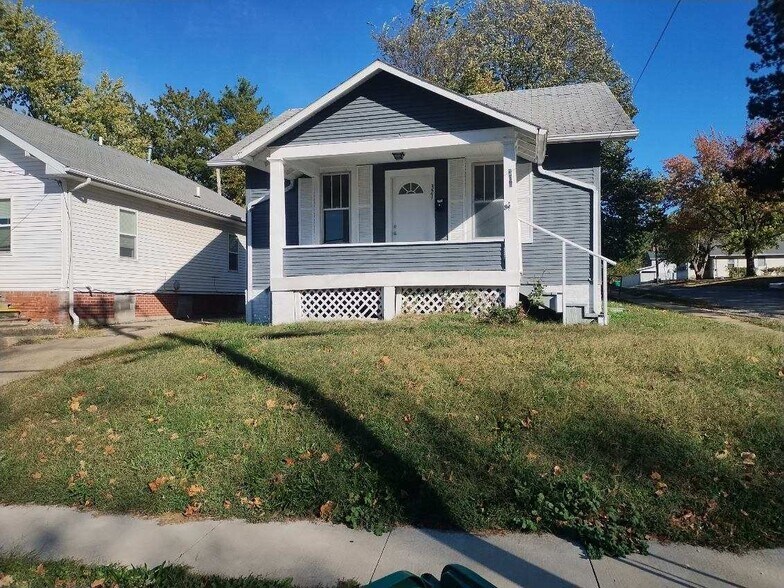Primary Photo - 321 N Clay St