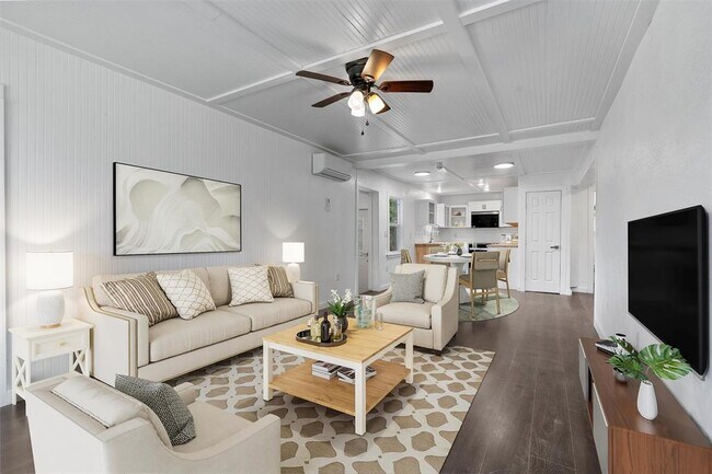 Building Photo - 1216 Jones St