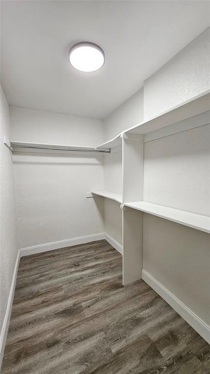 Building Photo - 1802 Vanessa Dr