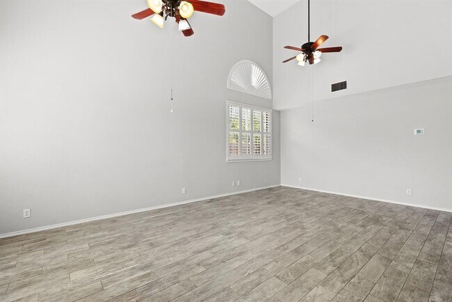 Building Photo - 16802 Bailey Jean Dr