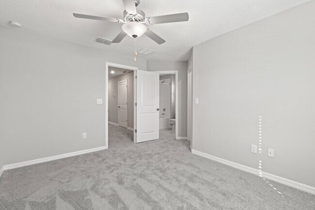 Building Photo - Brand New Tomehome for RENT in Willow Square